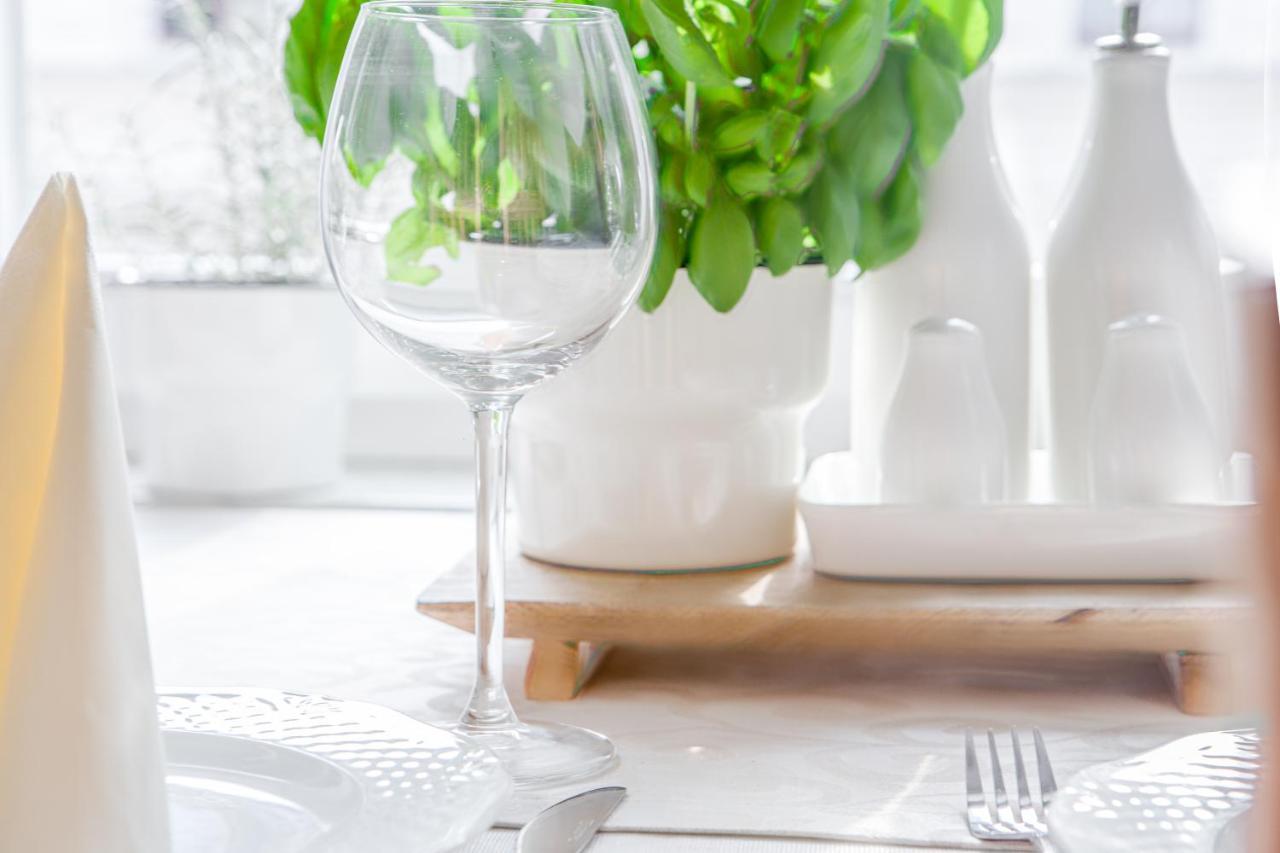 Apartment 5 Min Zur Elbe, Helle Geraeumige 2-raum-whg, Neustadt, Lage